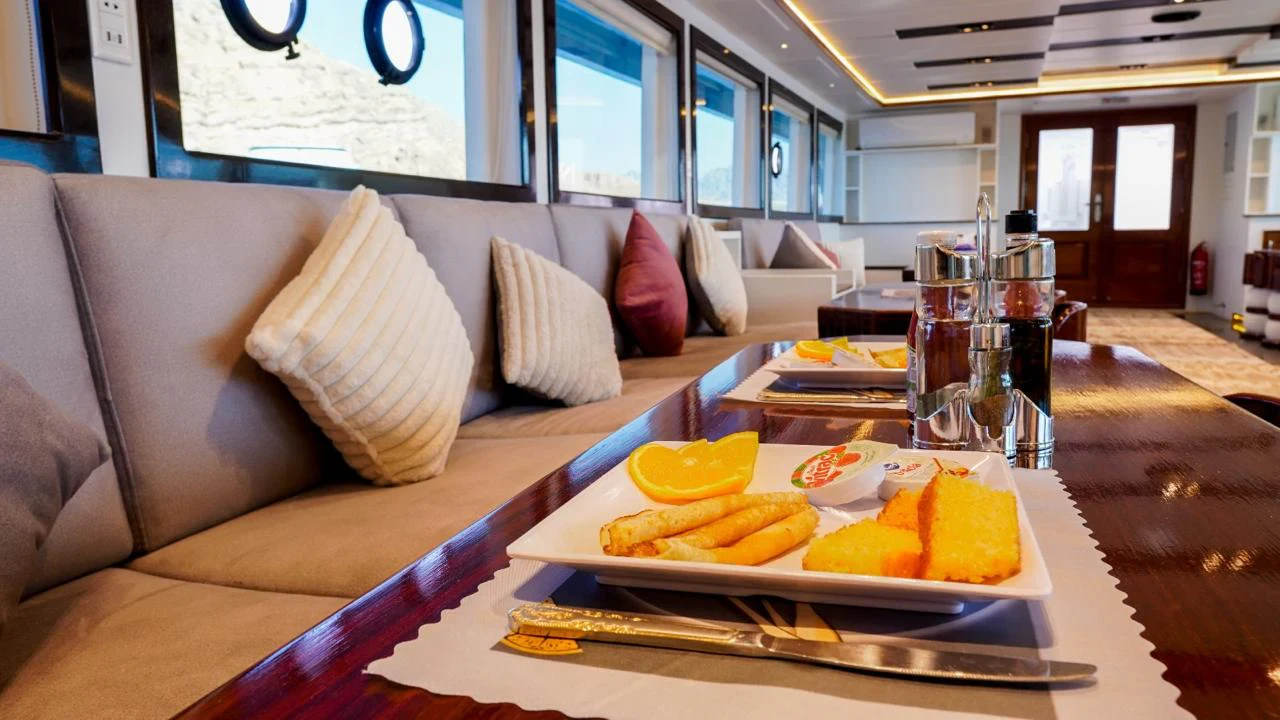VIP boat to White Island and Ras Mohamed