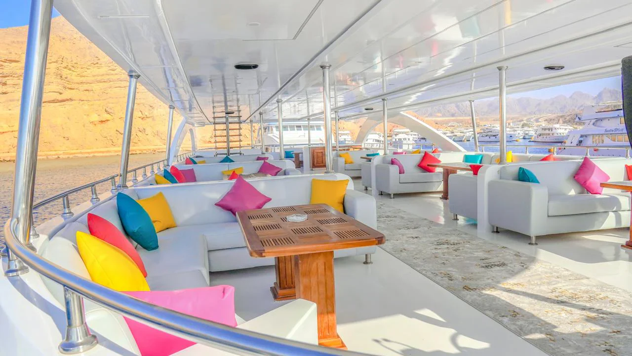 VIP boat to White Island and Ras Mohamed
