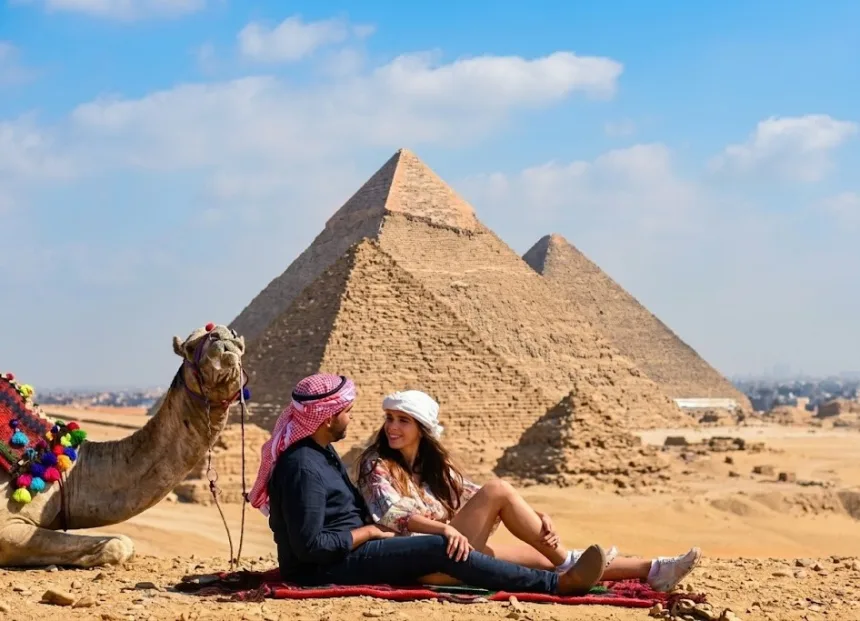 Cairo & Pyramids by Bus