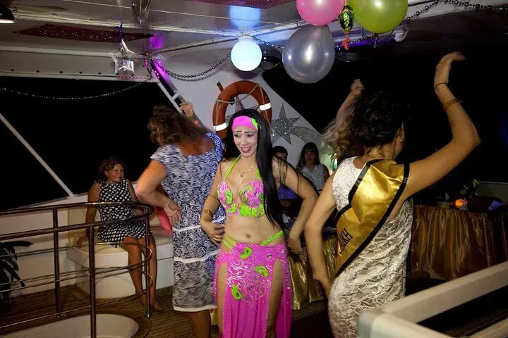 Evening yacht cruise in Sharm El Sheikh