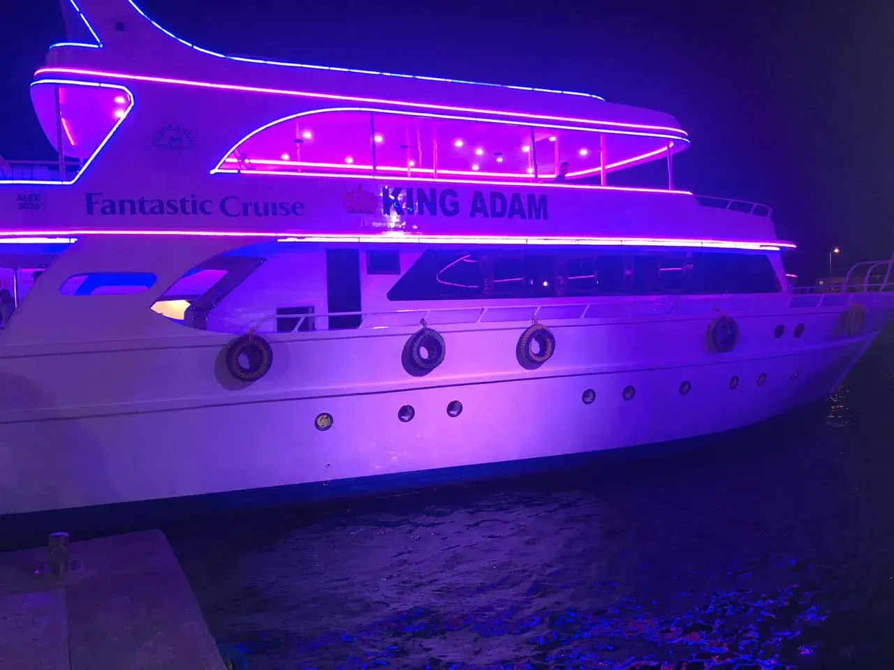 Evening yacht cruise in Sharm El Sheikh