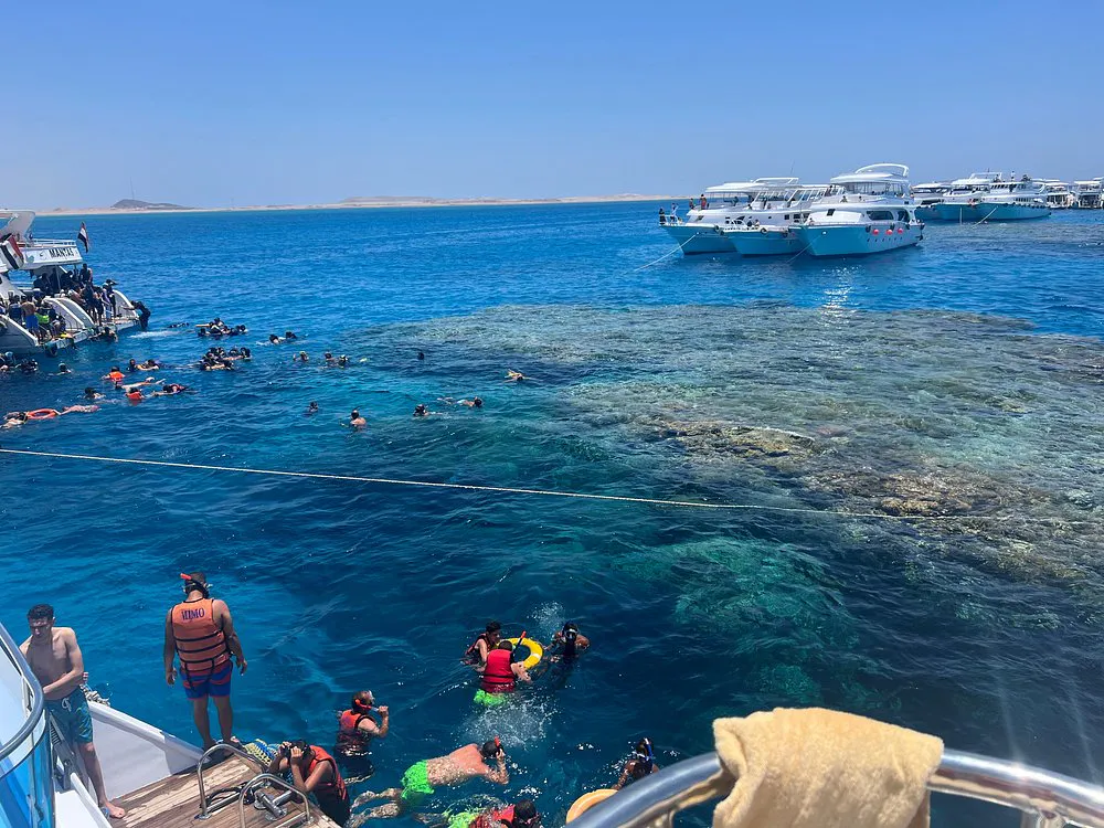 Tiran Island yacht Sharm El Sheikh